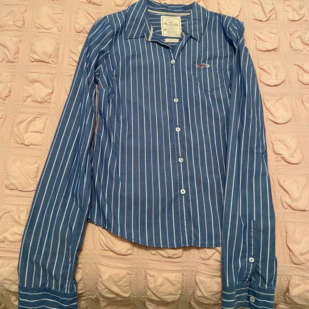 Fitted button down dress shirt